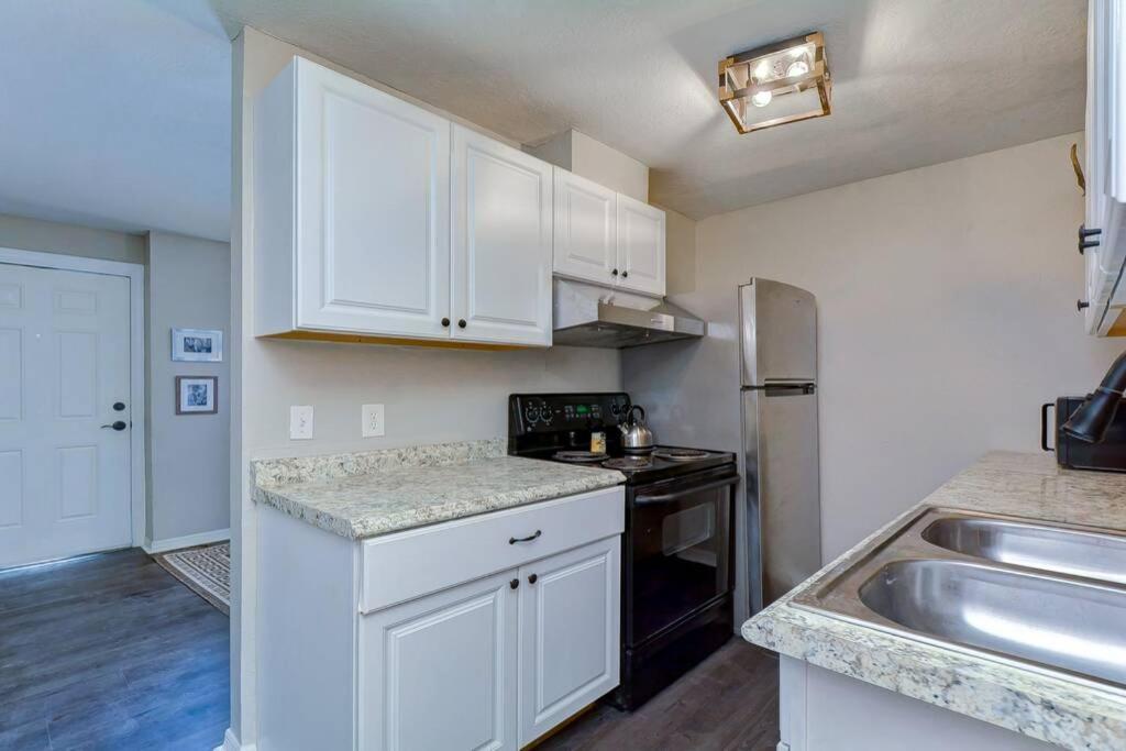 Driftwood Castle Urban Oasis With Firepit Near Convention Center And Amalie Arena, Room For 6 Tampa Luaran gambar