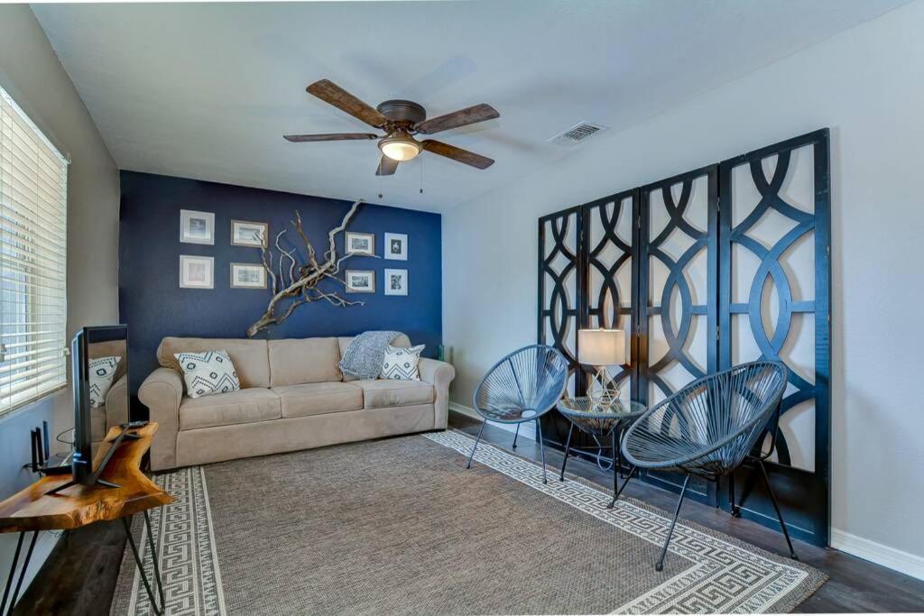 Driftwood Castle Urban Oasis With Firepit Near Convention Center And Amalie Arena, Room For 6 Tampa Luaran gambar